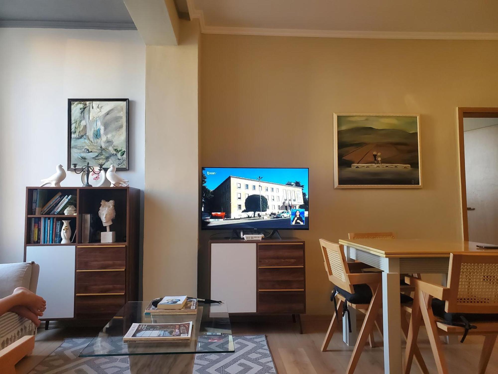 Apartamento - Steps From The *